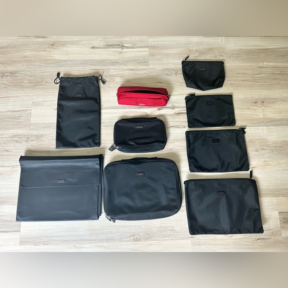 Tumi Travel Organizers (9 pieces of storage)